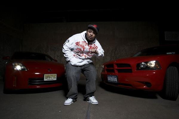 TUGE – Moment 4 Life