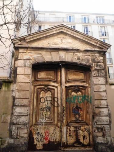 HOTEL RAOUL RUE BEAUTREILLIS 74004 20110324 B.JPG