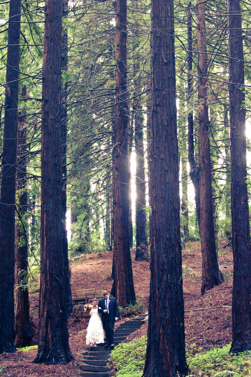 Promenons-nous sous la pluie… {Real Wedding}
