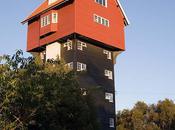 House Clouds château d’eau transformé Breakfast