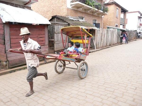 MADAGASCAR, vue par Magali Nirina MARSON.