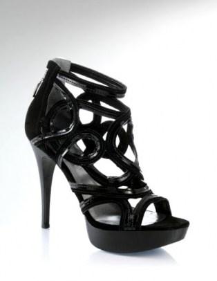 Chaussures Guess… Collection printemps-été 2011!