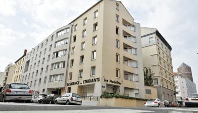http://static.mcetv.fr/img/2011/04/article_0404-LYO-RESIDENCEETUDIANTE.jpg