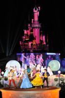 Princes et Princesses sur la Scène pour le Festival des Moments Magiques Disney à Disneyland Paris