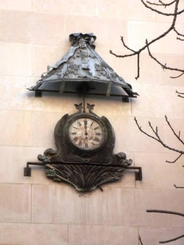 HORLOGE RUE BEAUTREILLIS 74004 20110324.JPG