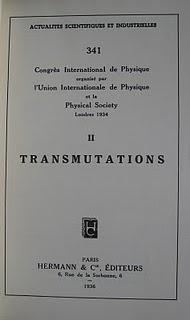 Bibliophilie et Sciences: quelques ouvrages des Joliot-Curie autour de la radioactivité artificielle,