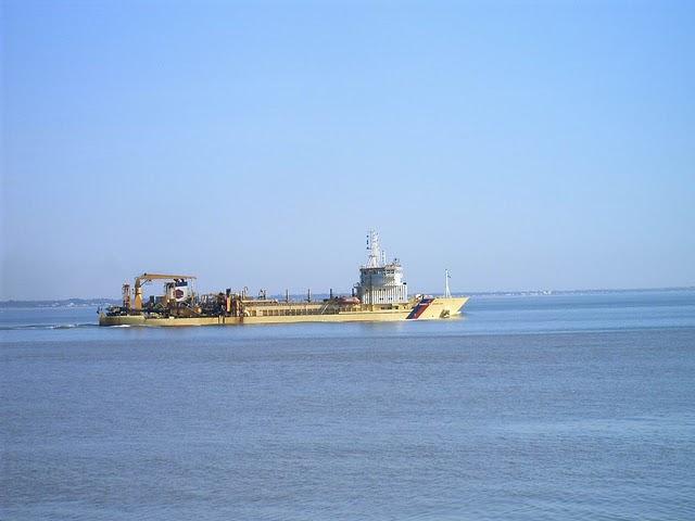 la mer est là aux portes...