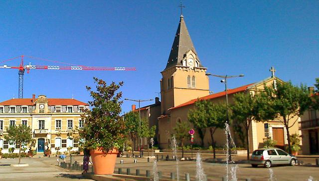 Pistolet sur la tempe, un lycéen racketté à Vénissieux