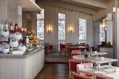 Restaurant-Golf-G-F-RAMBERT-les-hotels-Temmos-paris-le-blog-du-cadran