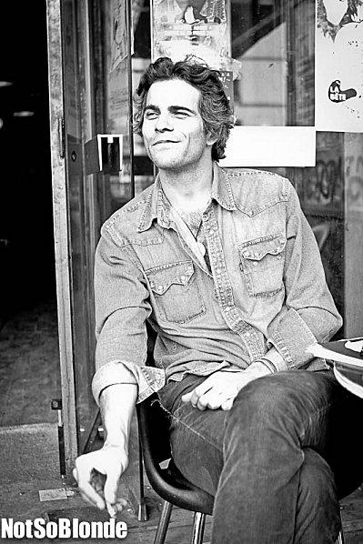 la bete episode 1 (1 sur 1)-15