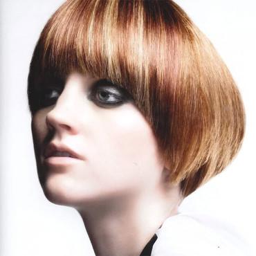tendance-coiffure-printemps-ete-2010-la-coupe-au-bol-interc.jpg