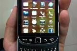 blackberry torch2 jennings1 160x105 De nouvelles photos pour le BlackBerry Torch 2 