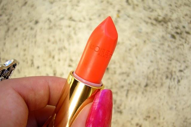 Mon nouveau rouge à lèvres orange by l’Oreal