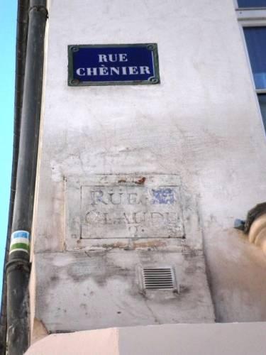 PLAQUE RUE CHENIER 75002 2011-02-11.JPG