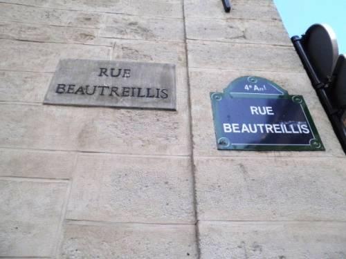 PLAQUE RUE BEAUTREILLIS 74004 20110324.JPG