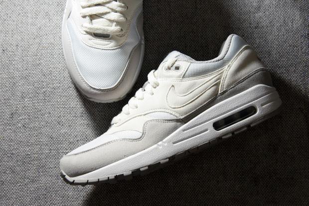 nike sportswear air max 1 milky 1 Nike Sportswear WMNS Air Max 1 “Milky” 