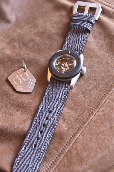 Vintage VDBcombo Black Bezel combo14 web VintageVDB: des montres militaires aussi vraie que nature