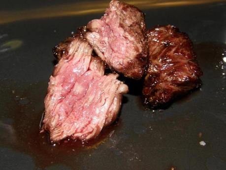 Le boucher qu'il ne faut pas râter !!! http://i29.servimg.com/u/f29/14/09/18/42/p4070011.jpg