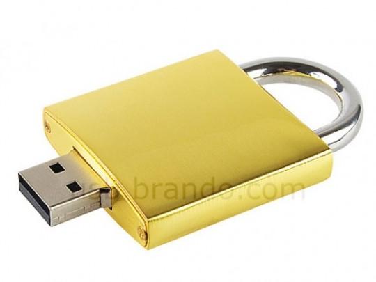 usblock 2 580x435 540x405 Une clé USB cadenas chez Brando