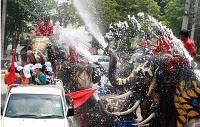 C'est le Nouvel An thaï: Happy Songkran (สงกรานต์) !