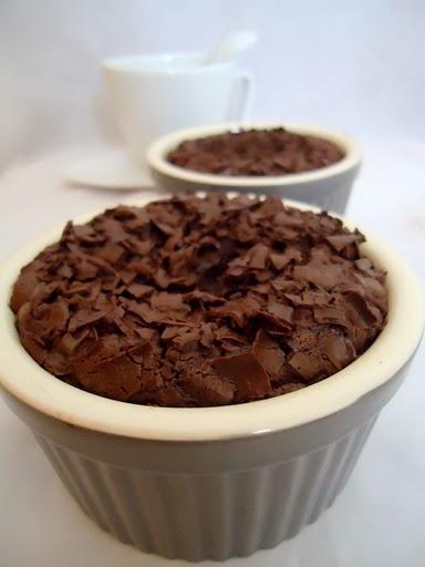 SOUFFLÉ AU CHOCOLAT ET A L'ORANGE