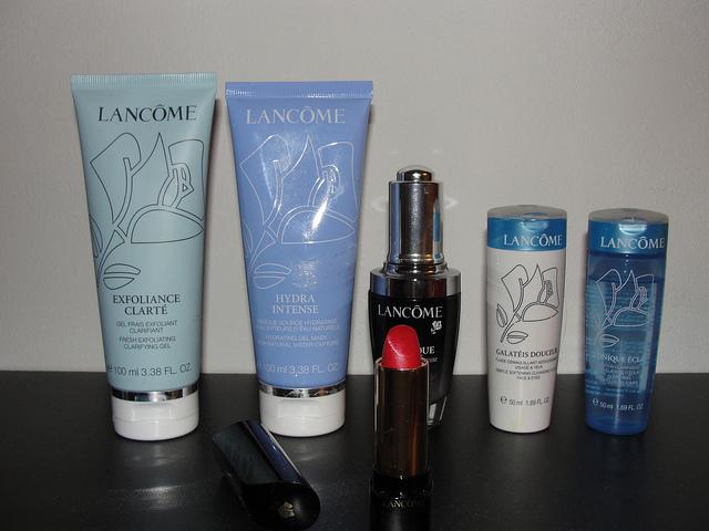 Mes produits beauté pour un week-end avec les copines.