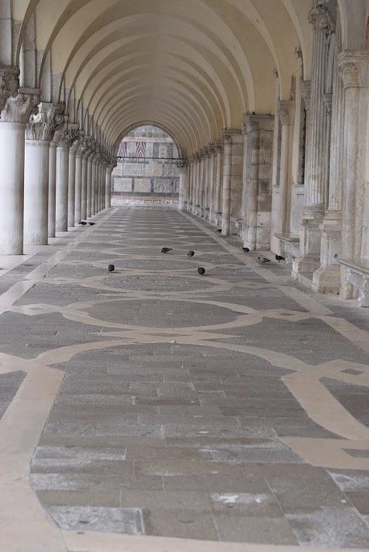 Bonne fin de semaine à tous ; San Marco au petit matin