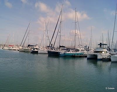 Promenade dans la Rochelle .