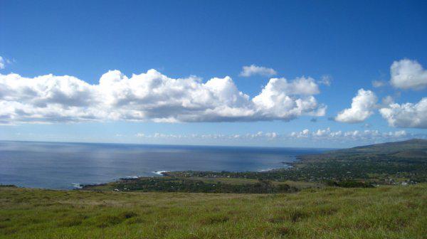 Vue d'Hanga Roa prise du Rano Kau - 12/03/2011