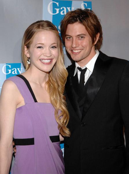 http://img685.imageshack.us/img685/6480/jacksonrathbone05.jpg