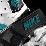 nike air trainer huarache freshwater available 05 150x150 Nike Air Trainer Huarache ‘Freshwater’ 