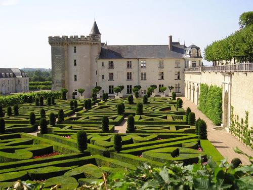 package-paques-france-chateaux-de-Villandry-hoosta-magazine