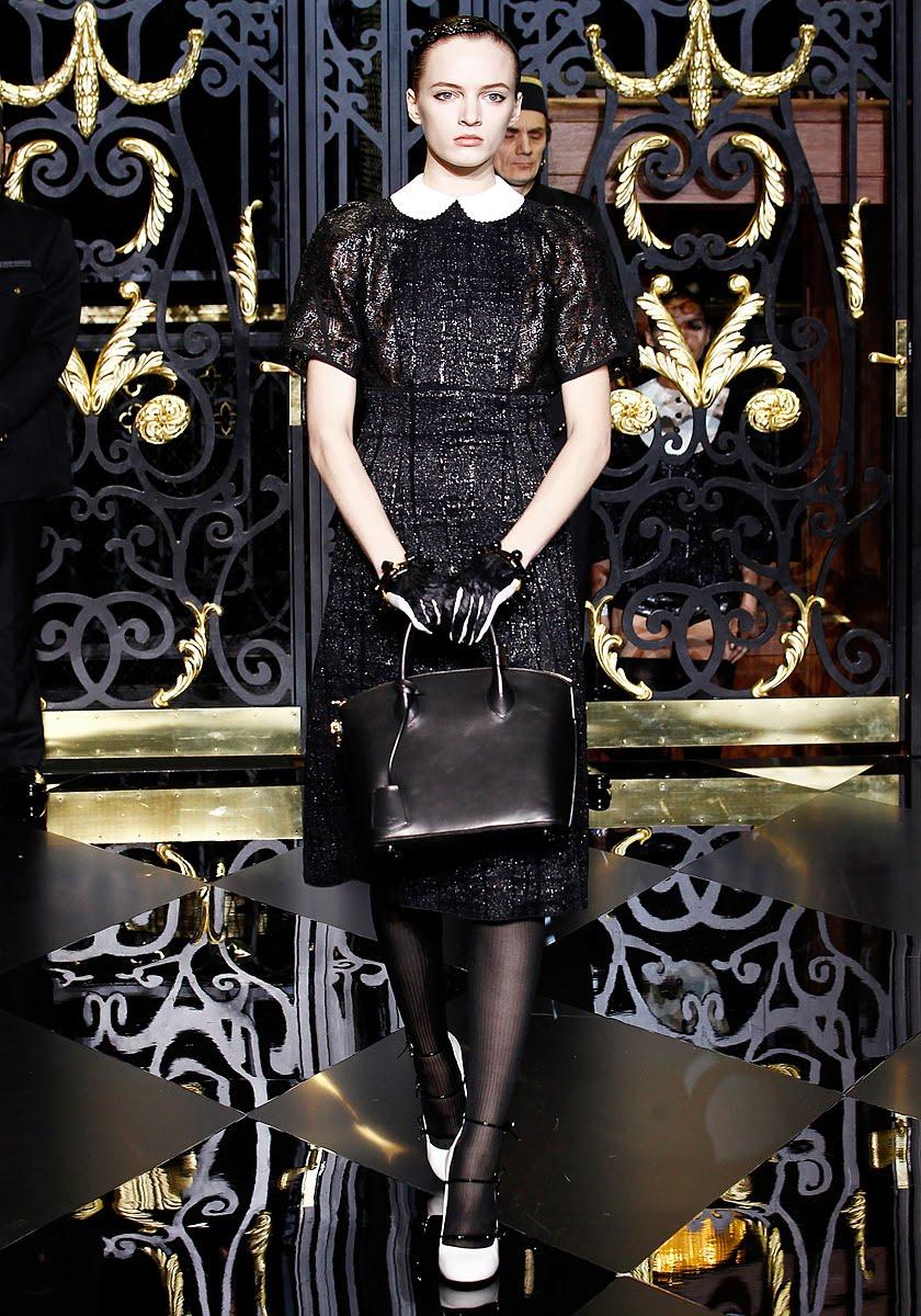 LOUIS VUITTON FALL 2011 - PART III