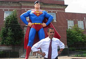 Barack_obama_with_superman