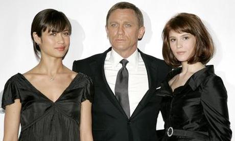 Olga Kurylenko, Daniel Craig et Gemma Arterton