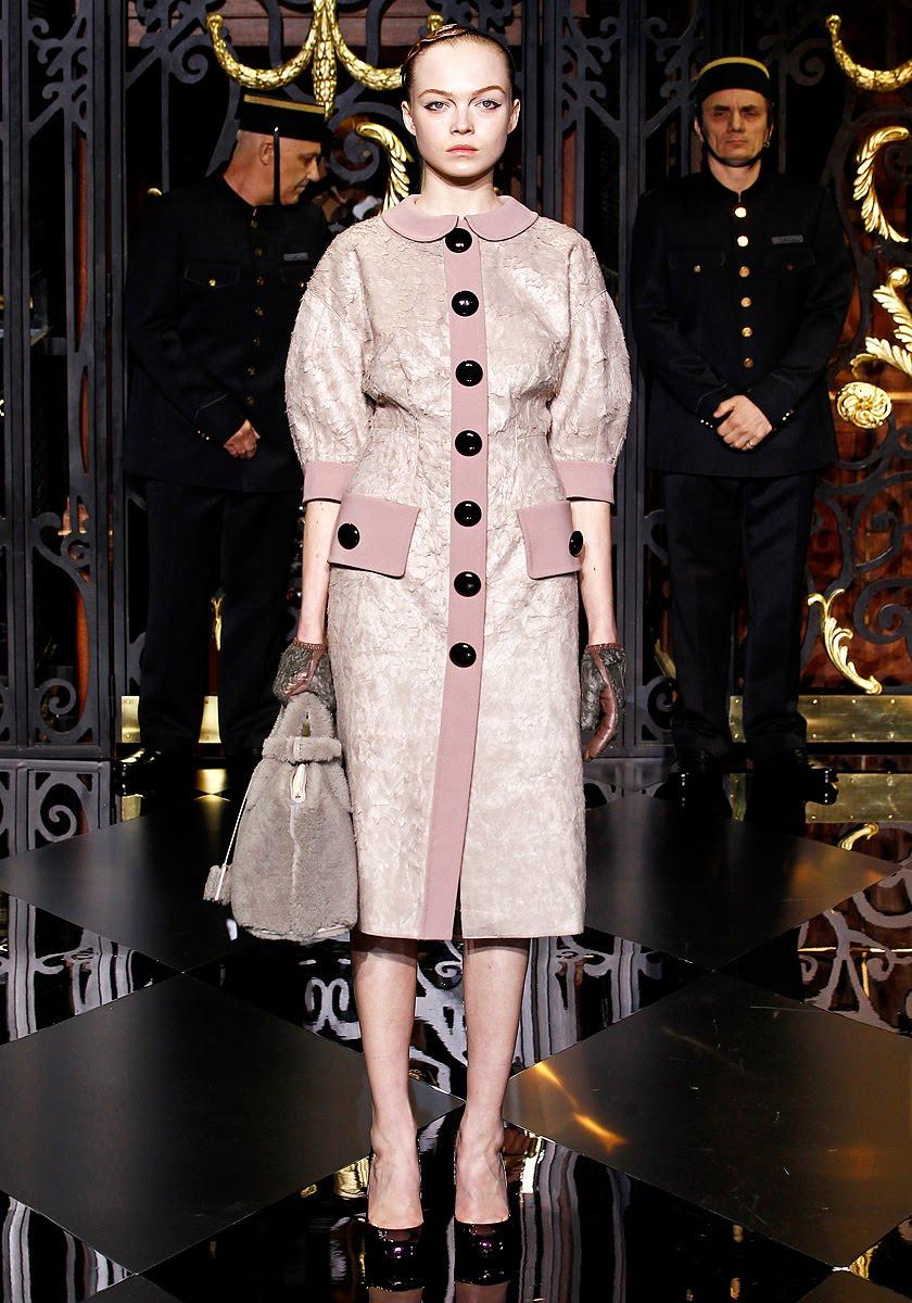 LOUIS VUITTON FALL 2011 - PART II