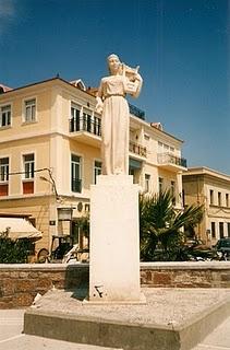 statue de Sapho à Mytilène.