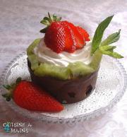 Strawberry chocolat cups