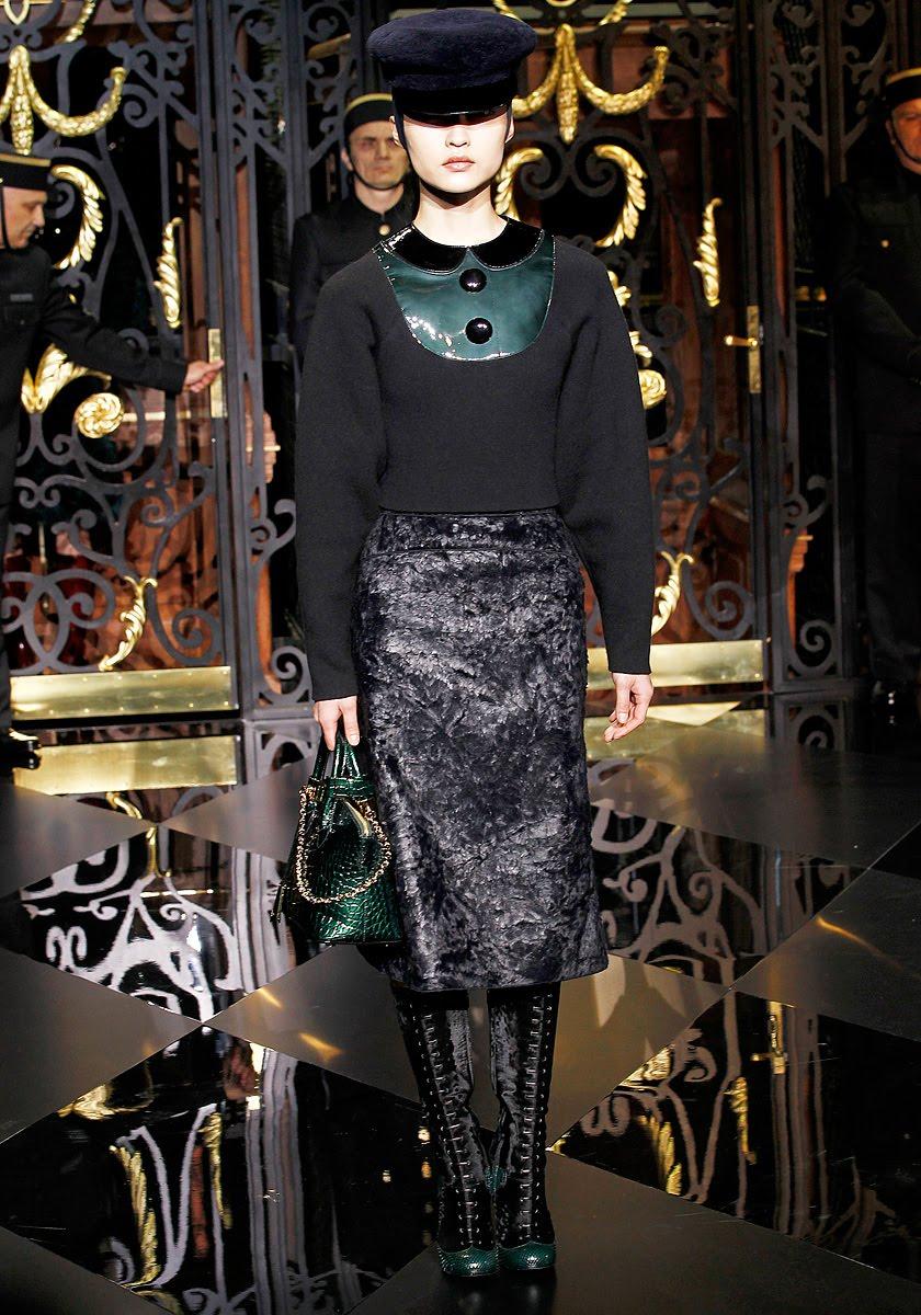 LOUIS VUITTON FALL 2011 - PART I
