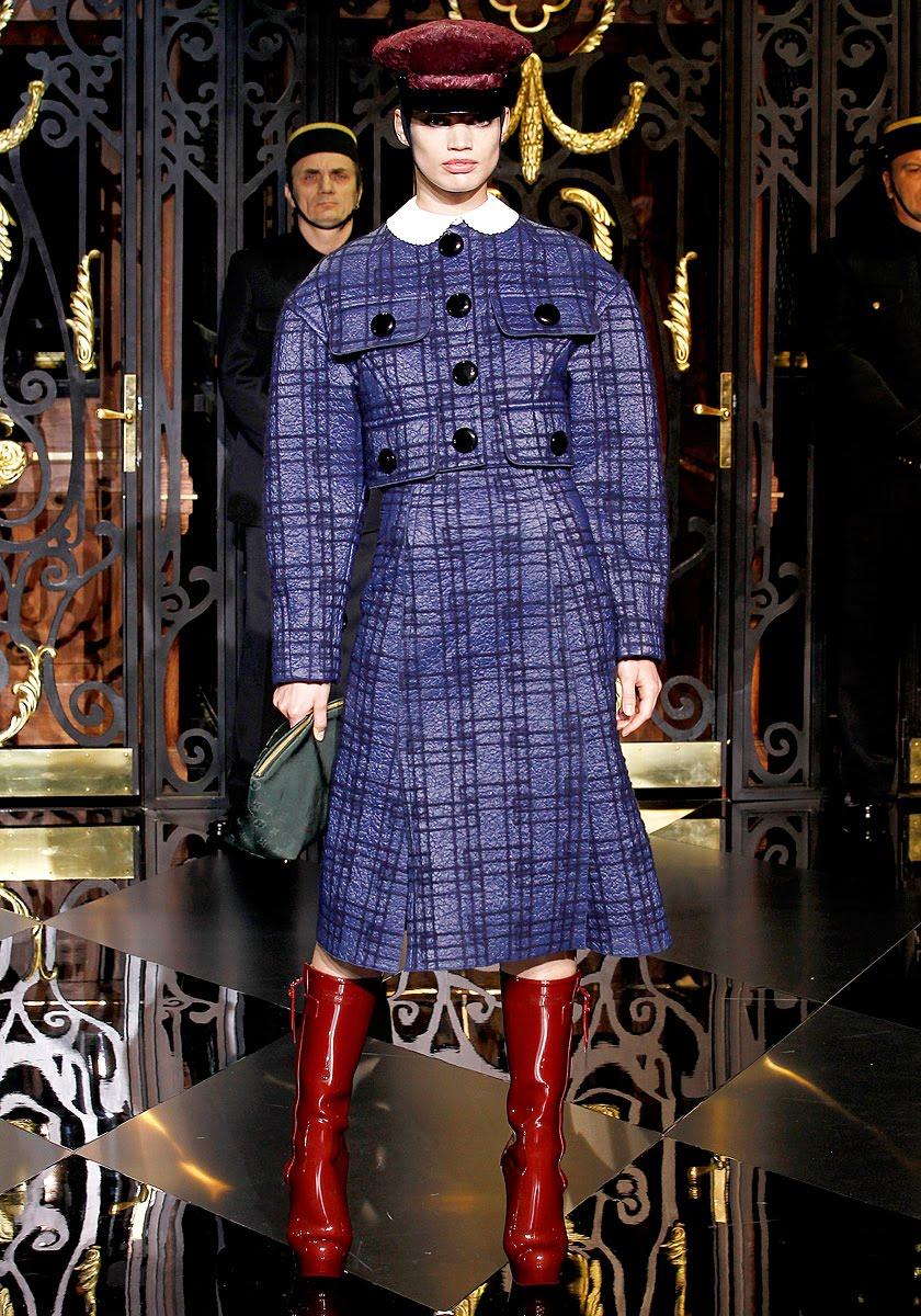 LOUIS VUITTON FALL 2011 - PART I