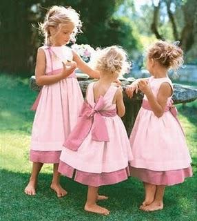 Robes pour petites filles sages