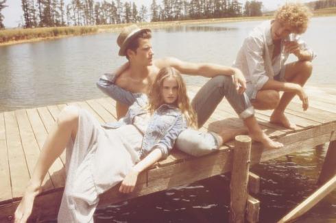 Pull & Bear Spring Summer 2011
Sous l’esprit...