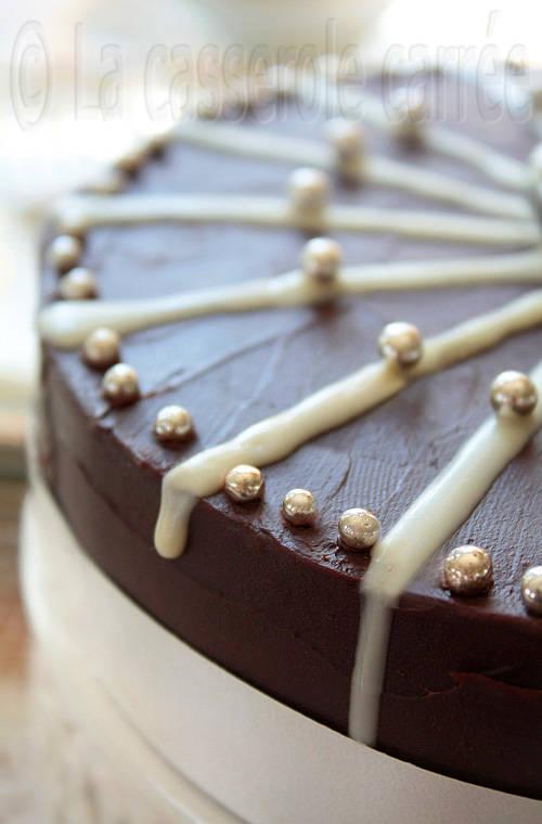 Gâteau de prince au chocolat et biscuits croquants