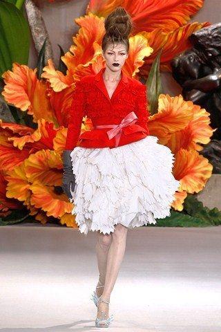DEFILE DIOR FLOWER POWER