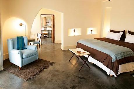 Room-2-interior-hotel-Cavas-Wine-Lodge-Amerique-du-sud-Argentine-En-Pleine-Nature-escapade-gourmande-a-la-montagne-hoosta-magazine-paris
