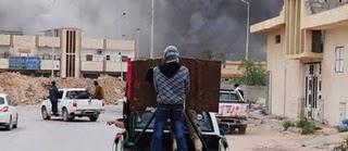 Libye: le front à Misrata se déplace au port après un bombardement meurtrier