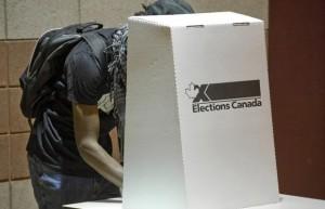 Individu votant au Canada