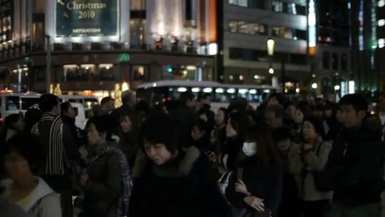 Ginza la nuit avec le Nokton 25mm F0.95