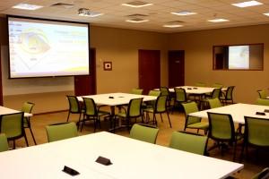 university mcdo3 300x200 Une McDonalds University ouvre au Brésil   Hamburger University