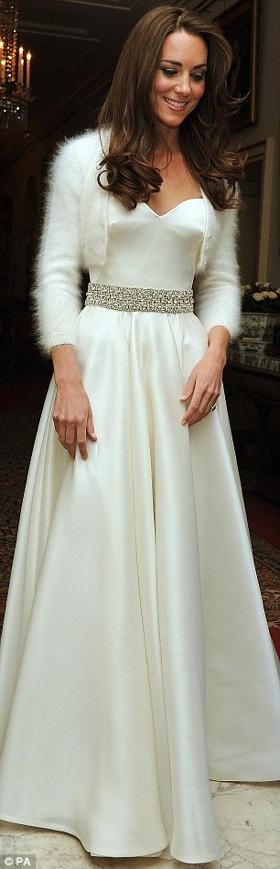 Mariage princier: découvrez la deuxième robe de Kate Middleton